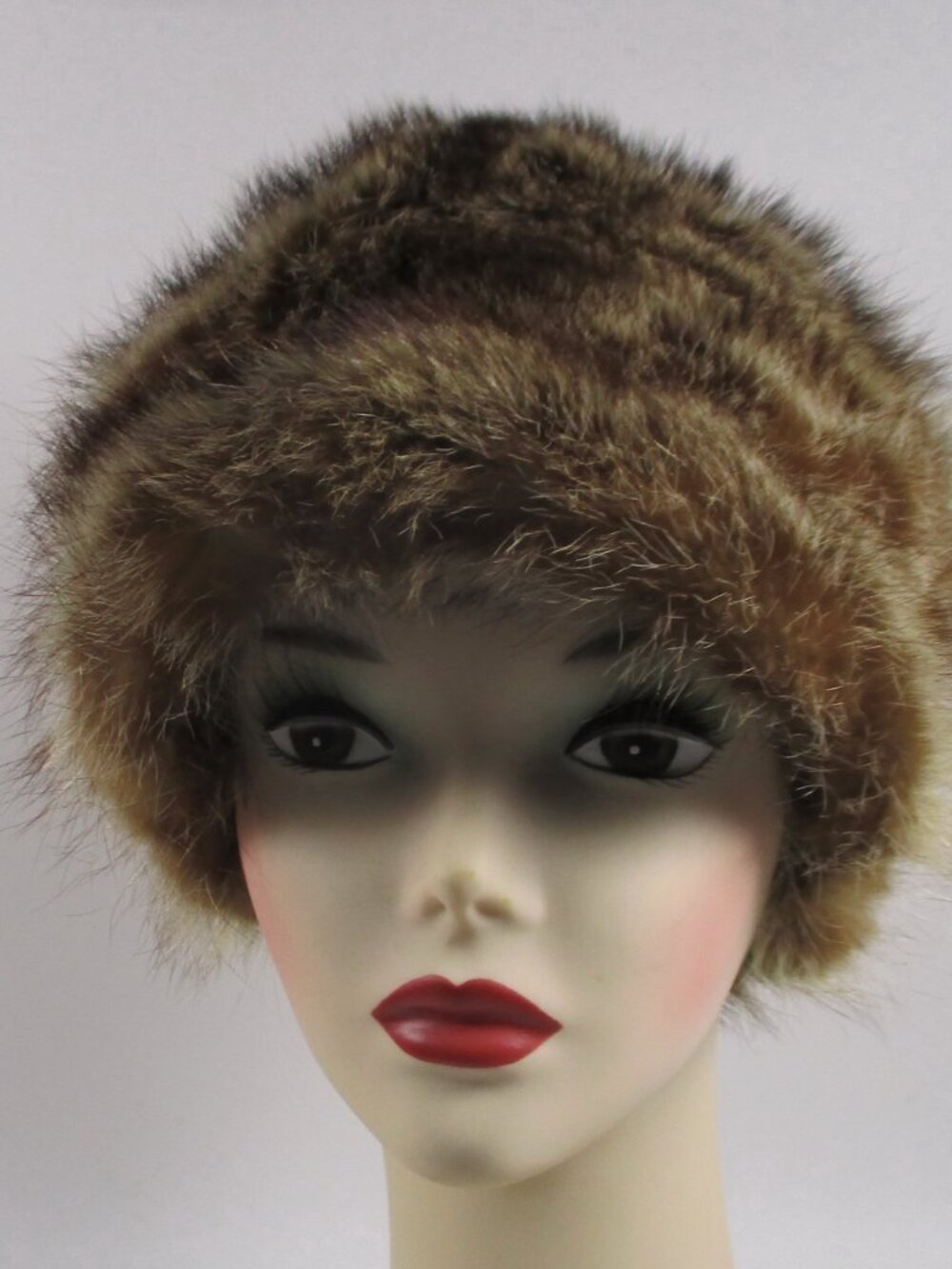 Vtg Boutique Kates Genuine Fur Hat, Cap Style, Head Size 22 in. Lined